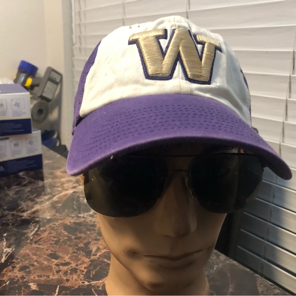 47 Brand NCAA Washington Huskies Men’s Purple White Caps Size Medium - Picture 2 of 11